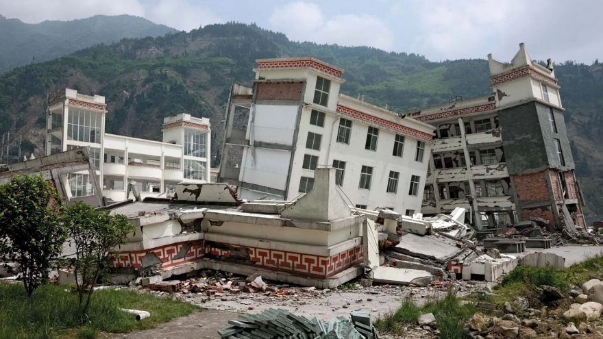 Động đất ở Trung Quốc khiến 10 người bị thương